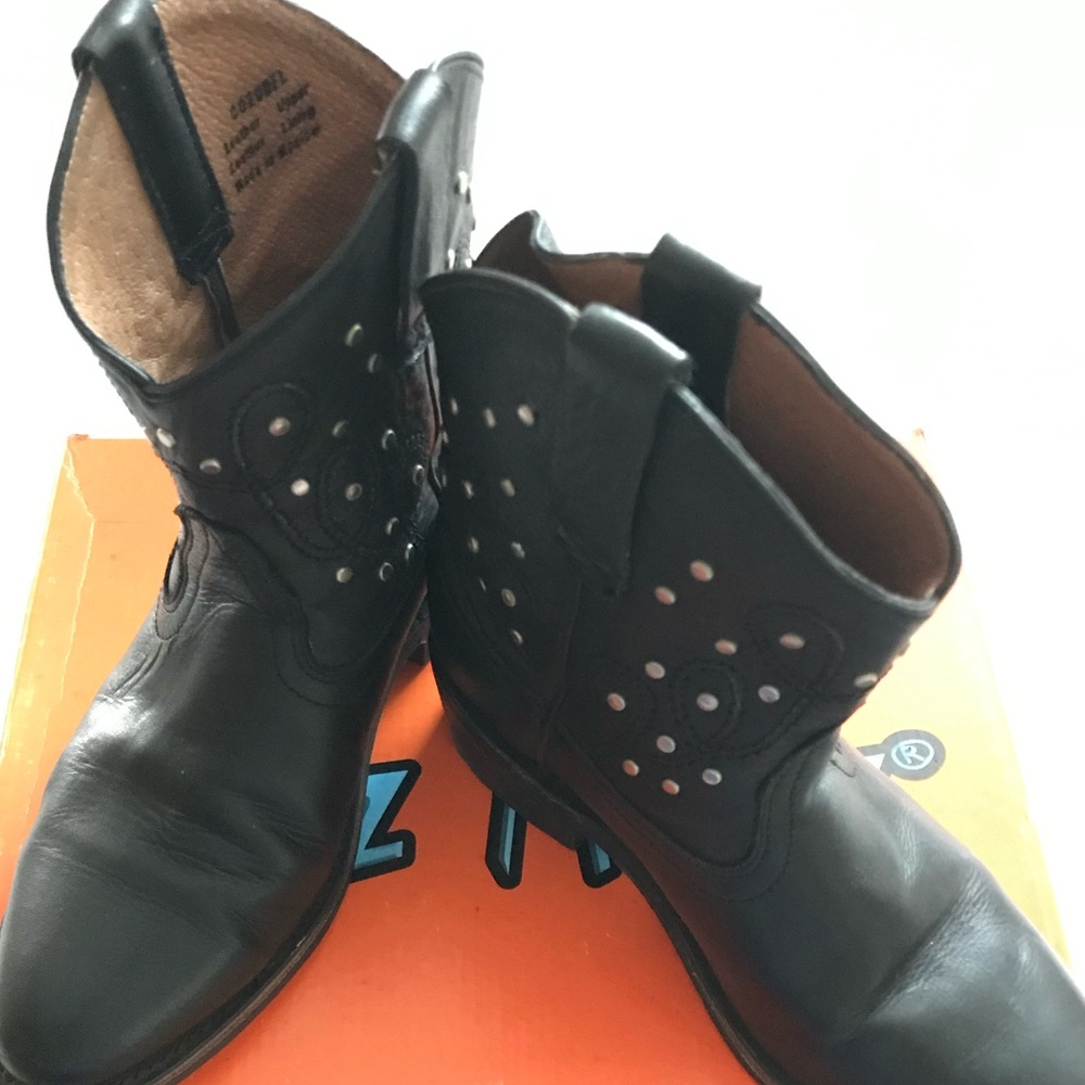 Miz Moos leather booties 7.5 with silver studs